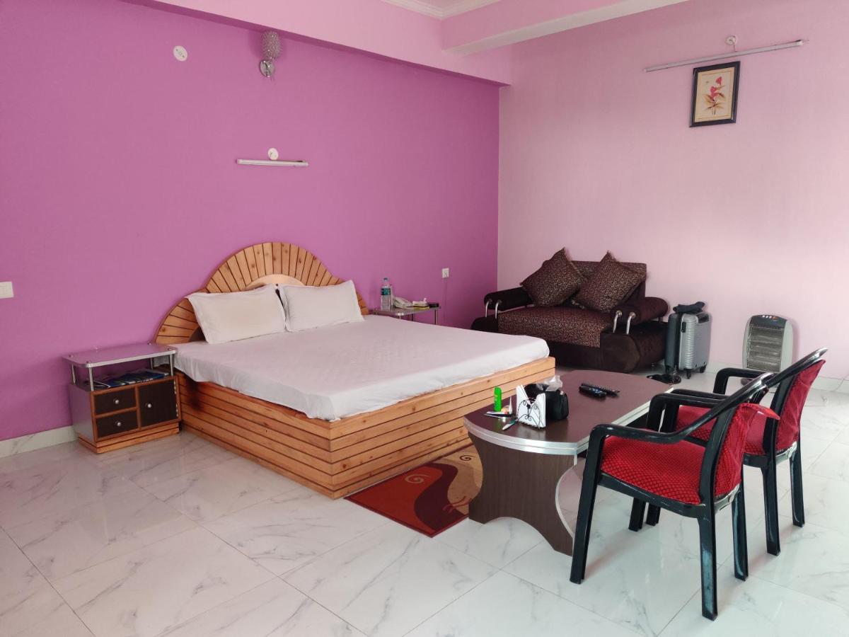 Sumeru Resort Pithorāgarh Buitenkant foto