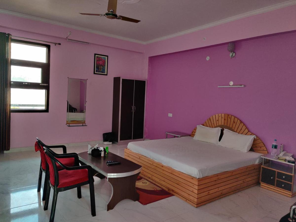 Sumeru Resort Pithorāgarh Buitenkant foto