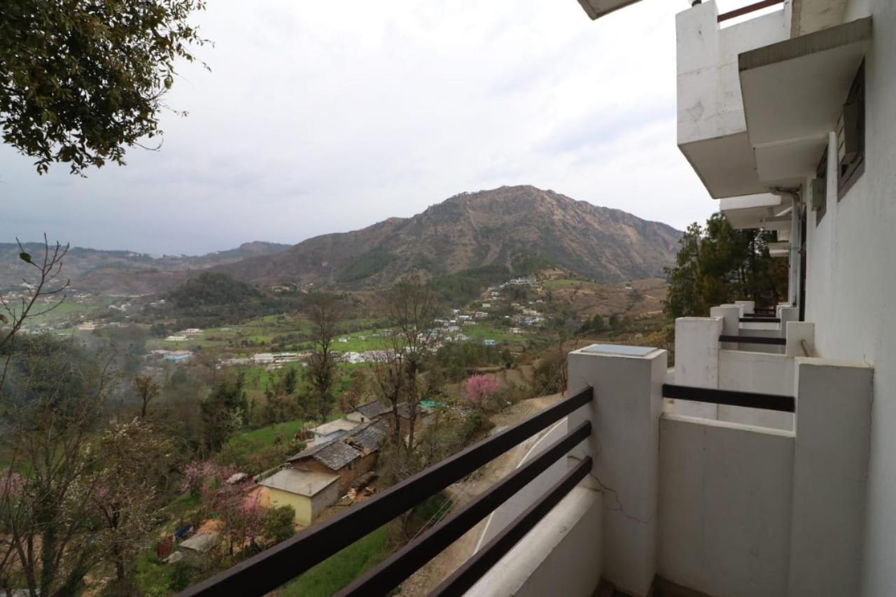 Sumeru Resort Pithorāgarh Buitenkant foto