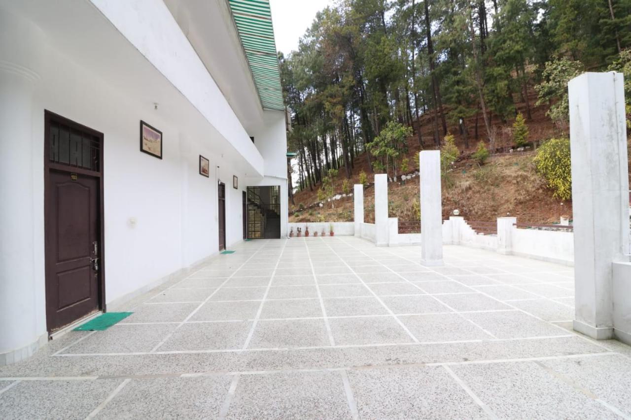 Sumeru Resort Pithorāgarh Buitenkant foto